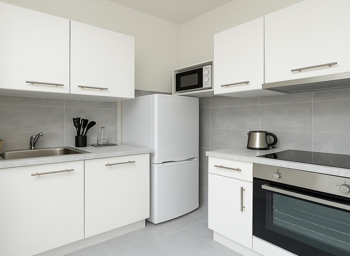 Flat Near Hyde Park