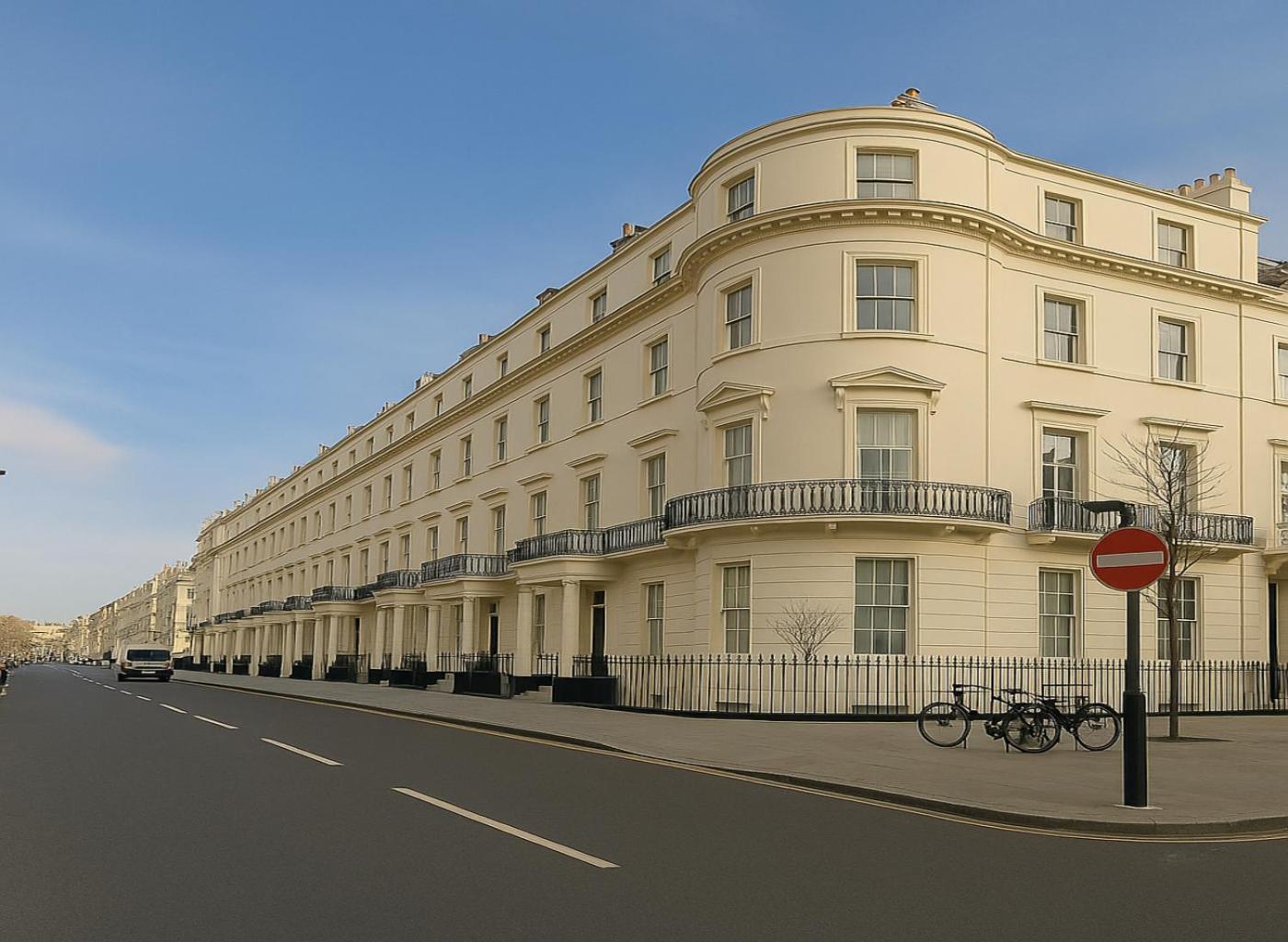 Flat Near Hyde Park